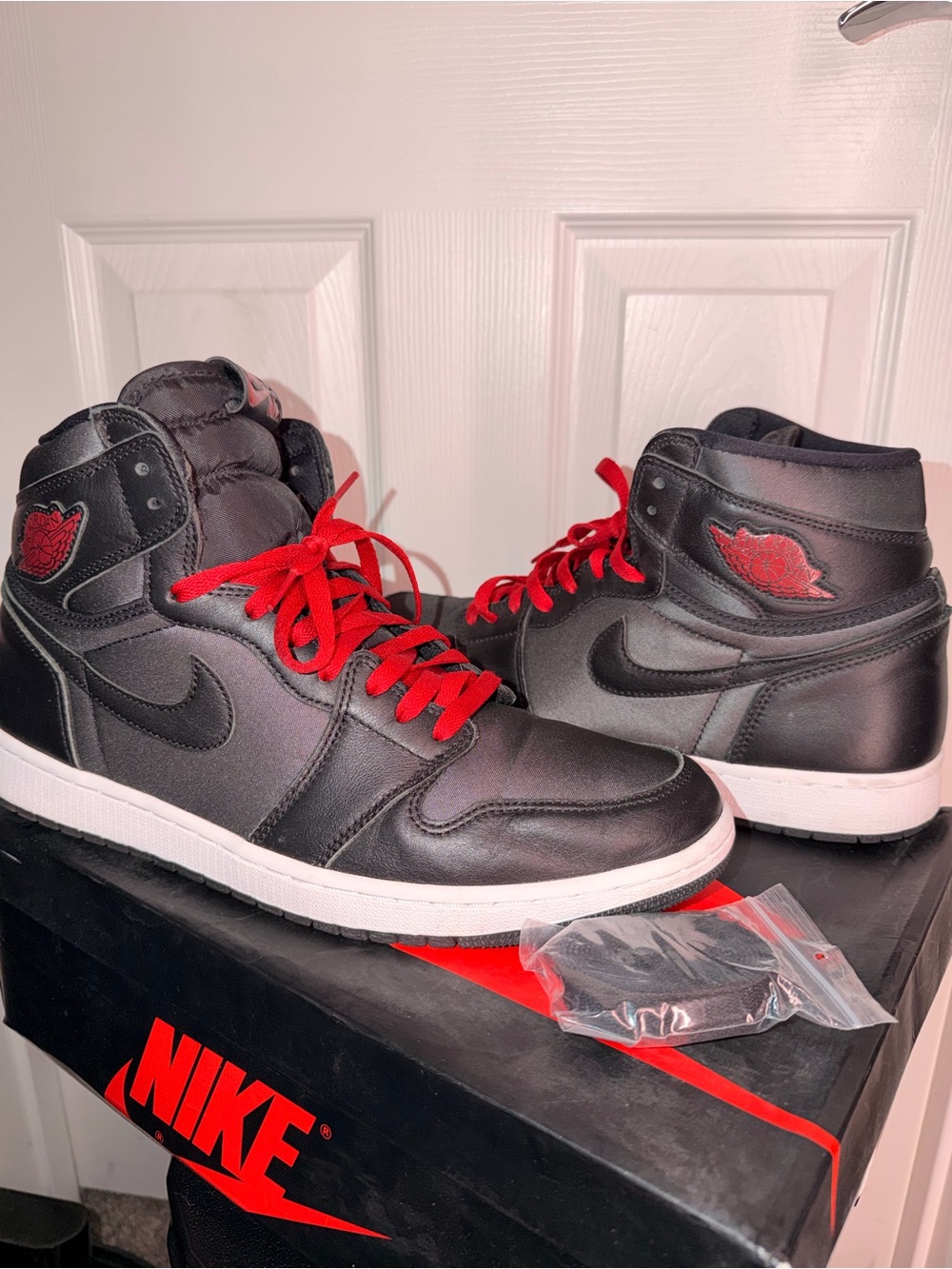 Air Jordan 1 Nike Retro High OG red/black